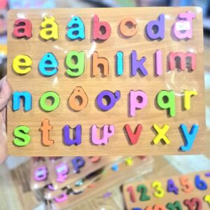 Bảng gỗ chữ cái, số